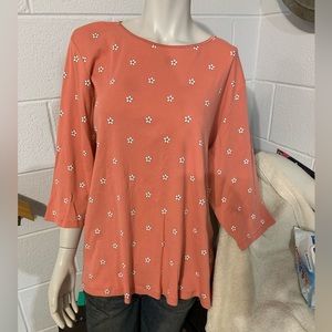 CJ Banks woman’s pull over with flowers size 2XL